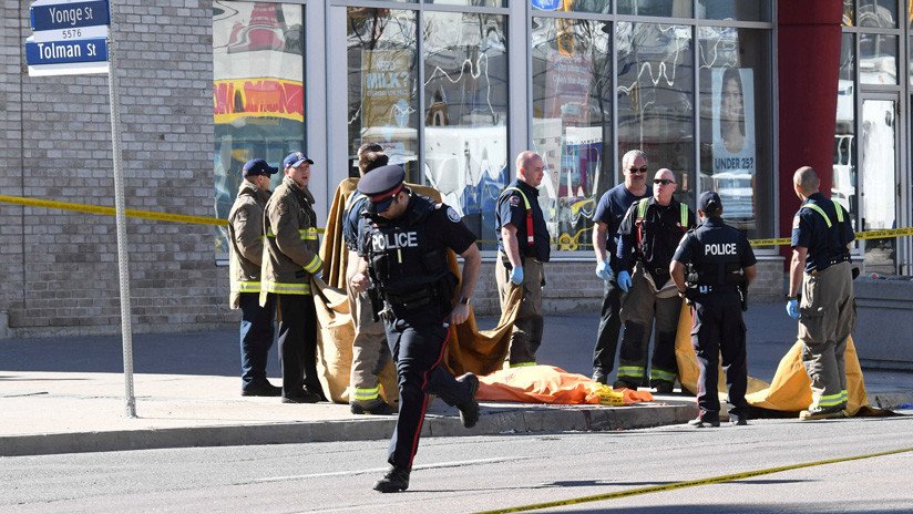 Acusan de 10 cargos de asesinato al sospechoso del atropello de Toronto