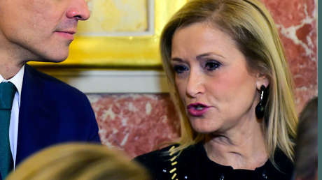 El máster de la presidenta de Madrid llega a la Fiscalía: Una profesora niega haber firmado el acta