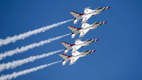 Muere piloto de la Fuerza Aérea de EE.UU. al estrellarse su avión F-16 Fighting Falcon