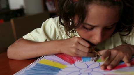 Helena, la niña que sensibiliza sobre el autismo