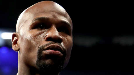 Disparan contra el cortejo de Floyd Mayweather