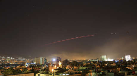 PRIMERAS IMÁGENES: Misil de crucero de EE.UU. derribado por el sistema antiaéreo sirio