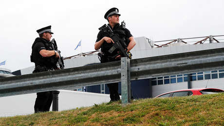 "Expediente X": Una secta suicida resulta ser un campamento de 'heavy metal'