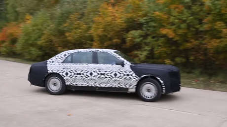 El prototipo de limusina para Putin pasa con éxito las pruebas de choque