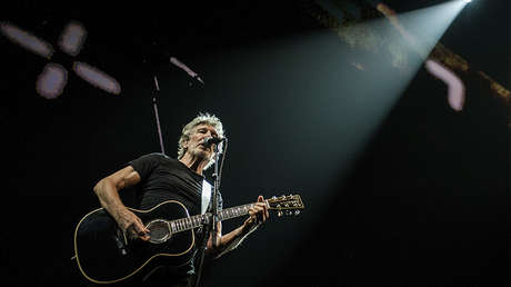 Revelan que los Cascos Blancos intentaron reclutar a Roger Waters, exlíder de Pink Floyd