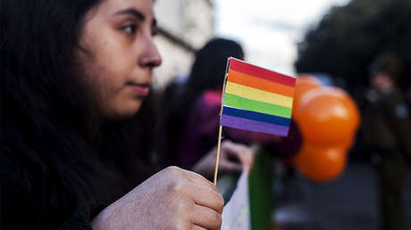 EE.UU.: Una pediatra se negó a examinar a la hija de una pareja lesbiana y "rezó por ellas"