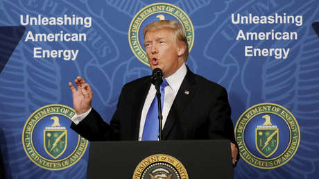 El Partido Demócrata de EE.UU. demanda a Rusia, la campaña de Trump y a WikiLeaks