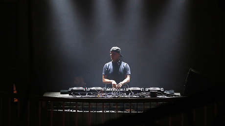 La familia de Avicii publica un mensaje tras la muerte del DJ 