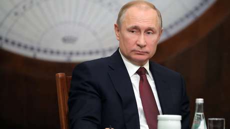 Putin a Moon Jae-in: "Rusia continuará contribuyendo a la normalización entre las dos Coreas"