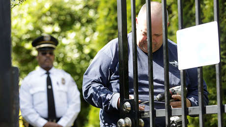 "Nosotros no somos así": Rusia no allanará consulados de EE.UU. como hicieron con el de Seattle