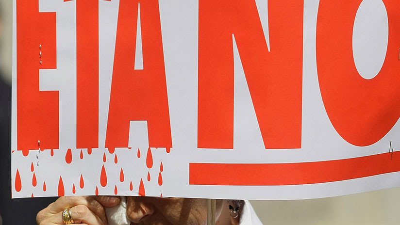 España: ETA anuncia su disolución 