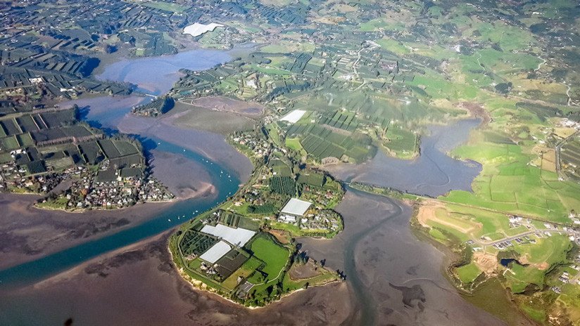 VIDEO, FOTO: En Nueva Zelanda se abre la tierra y aparece el socavón más grande que se haya visto