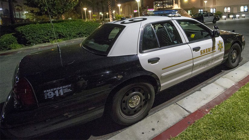 VIDEO: Un policía asesta un puñetazo en la cara a un adolescente afroamericano en EE.UU.
