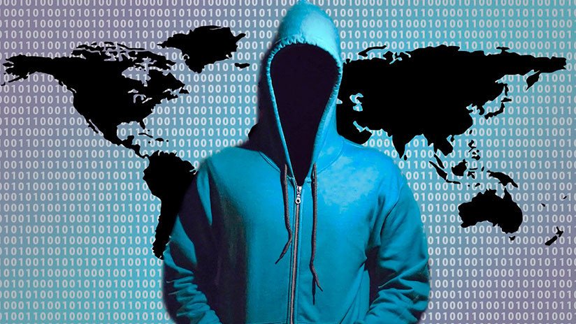 Las acciones de Facebook caen después de revelar que cerró 583 millones de cuentas falsas