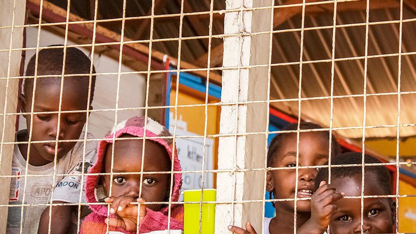 Una foto de 'niños migrantes enjaulados' se vuelve viral… pero fue tomada en la época de Obama