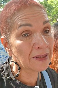 Marta Doudiers, cantautora