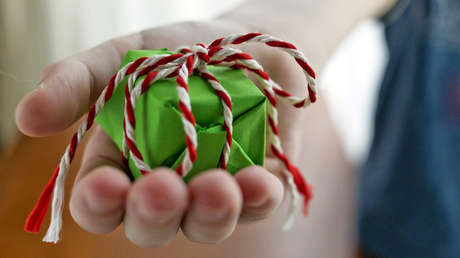 VIDEO: La sorpresa de cumpleaños de un soldado a su hijo emocionó a millones en la Red