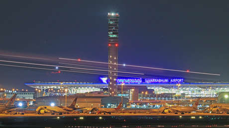 Tailandia: Detienen a un ciudadano chino que le robó a su vecino de vuelo (FOTO)