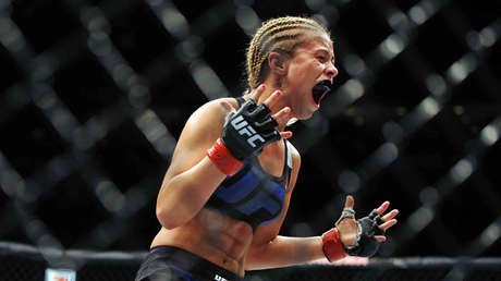 VIDEO: Una luchadora de artes marciales mixtas deja inconsciente a un soldado estadounidense