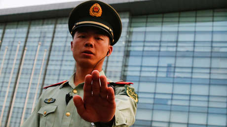 "Solo estaba jugando con él": Escalofriante intento de un hombre de secuestrar a un niño (VIDEO)