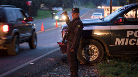 FUERTE VIDEO: Criminales ejecutan a policía durante un asalto en el mercado más grande de México