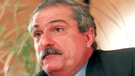 VIDEO: Sorprenden al torturador argentino Adolfo Scilingo fuera de la cárcel