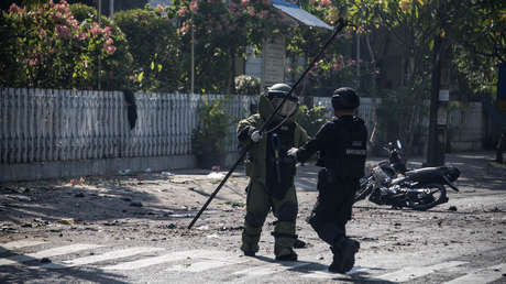 VIDEO: El momento exacto de uno de los ataques suicidas en Indonesia