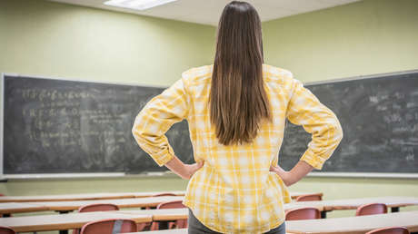 "A Hitler lo demonizaron pero no fue tan así" : La polémica clase de una profesora argentina (VIDEO)