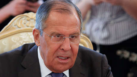 Rusia: "Esperamos que la UE deje de seguir la corriente a un grupito de países rusófobos agresivos"