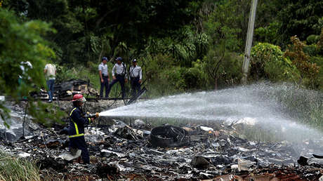 Hallan una de las cajas negras "en buenas condiciones" del avión siniestrado en Cuba