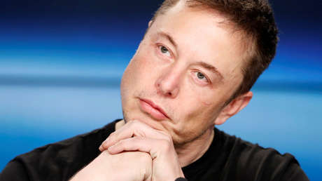 Musk podría dejar de encabezar la junta directiva de Tesla por la presión de los accionistas