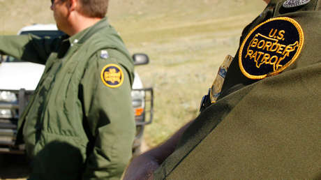 "En este estado se habla inglés": policía chequea a dos estadounidenses por hablar español (VIDEO)