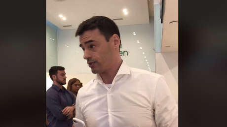 "No soy racista": Abogado que profirió comentarios xenófobos contra hispanohablantes se disculpa