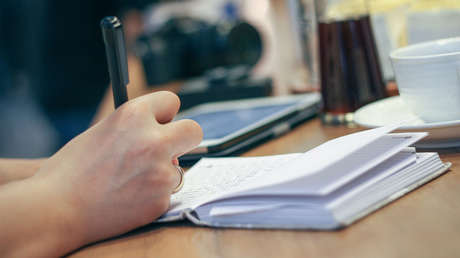 Le piden que confirme que no es un robot para poder comprarse un coche