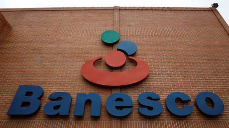 Fiscal general de Venezuela anuncia liberación de directivos del mayor banco privado