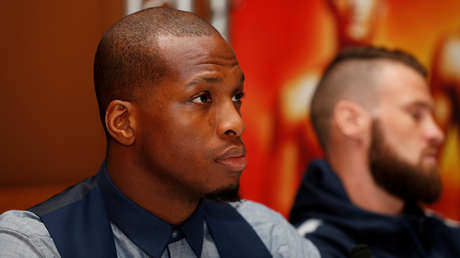 Final inesperado: Luchador de MMA 'aplica' una "sumisión verbal" a su rival y gana la pelea (VIDEO)