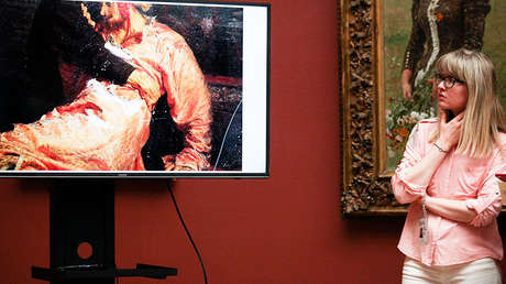 FOTO: Así quedó el cuadro 'Iván el Terrible y su hijo' tras el ataque de un vándalo