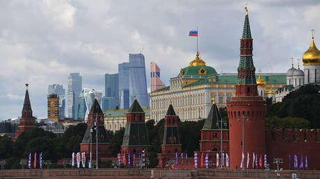 "A Rusia se le intenta imponer el 'fútbol americano' en política, pero pocos quieren jugarlo"