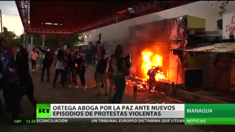 El presidente de Nicaragua aboga por la paz ante nuevas protestas violentas en el país