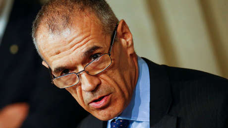 Carlo Cottarelli se niega a encabezar al gobierno italiano
