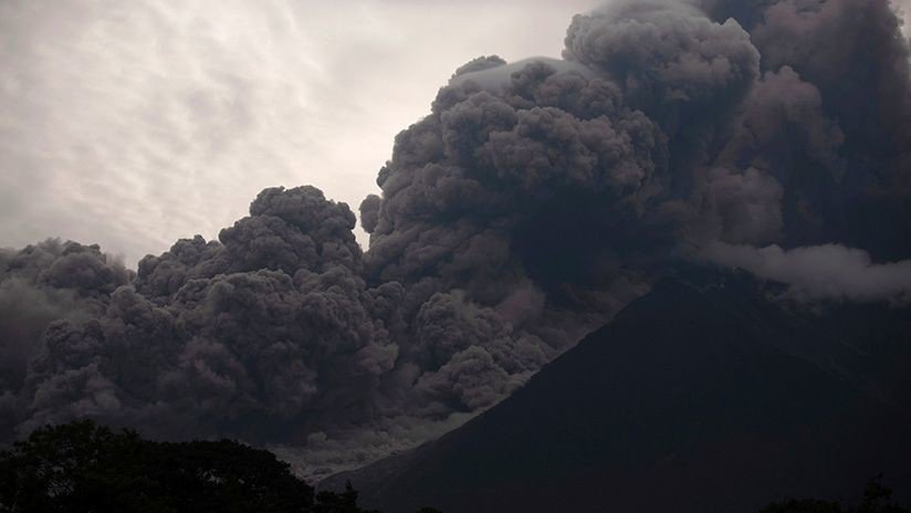 Erupción del Volcán de Fuego