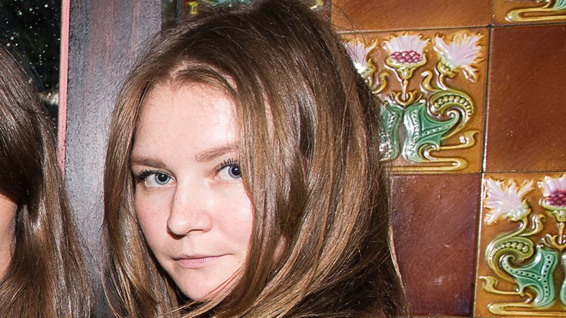 Hoteles de lujo y amigos millonarios: la historia de la estafadora que engañó a Nueva York