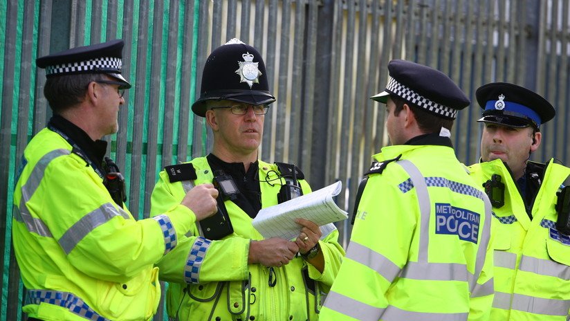 FUERTE VIDEO: Un atropello junto a un 'pub' británico deja 4 heridos