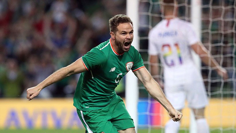 Estudio evidencia cómo la reproducción de partidos en cámara lenta influye en los árbitros de fútbol