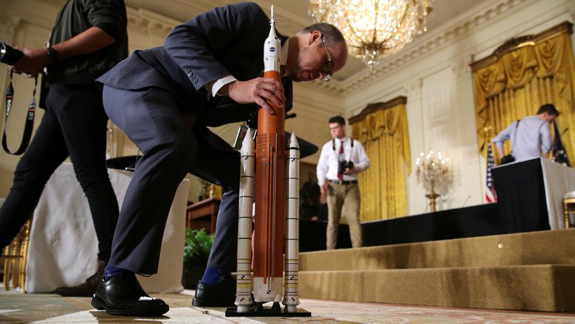 EE.UU. anuncia sus planes de 'militarizar' el espacio y China reacciona 