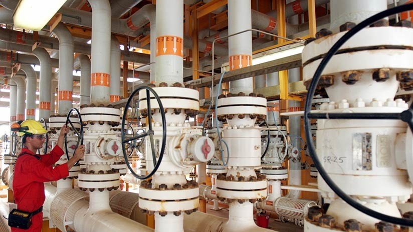 EE.UU. trabajará con otros países para reducir las importaciones de petróleo iraní a cero