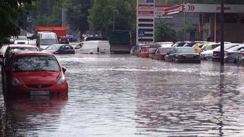 VIDEOS: Se avecina la 'tormenta del siglo' en Moscú