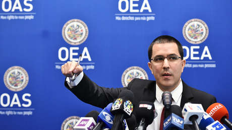 Canciller de Venezuela a Mike Pompeo: "Esa crisis humanitaria de la que hablan la genera EE.UU."