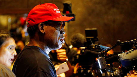 VIDEO: El exbaloncestista Dennis Rodman llora al hablar en Singapur de la cumbre entre Trump y Kim