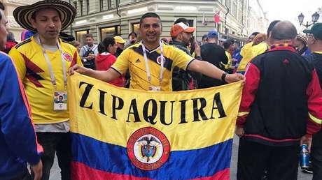Hinchas impregnan las calles de Moscú del espíritu del Mundial 2018